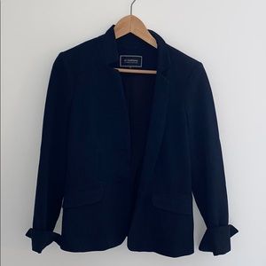 Dark blue woven suit